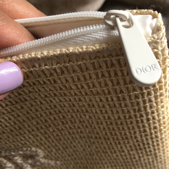 Dior Beauty Faux Raffia Pouch Makeup Bag Summer Travel Case Bag - Picture 3 of 7